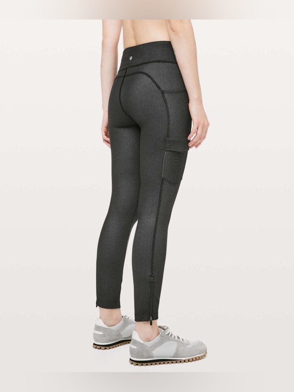 Lululemon Athletica Scenic Route 7/8 Tight *25" in Black Size: 8
